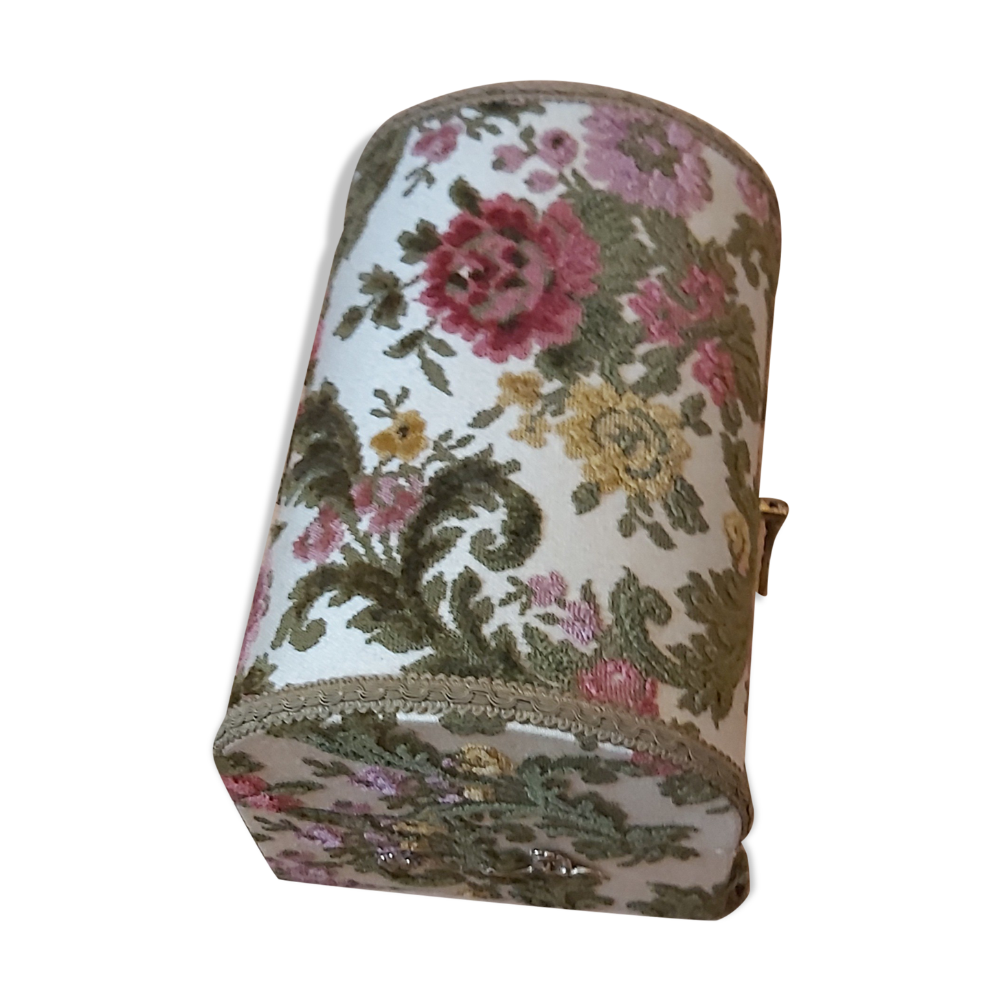 Jewelry box