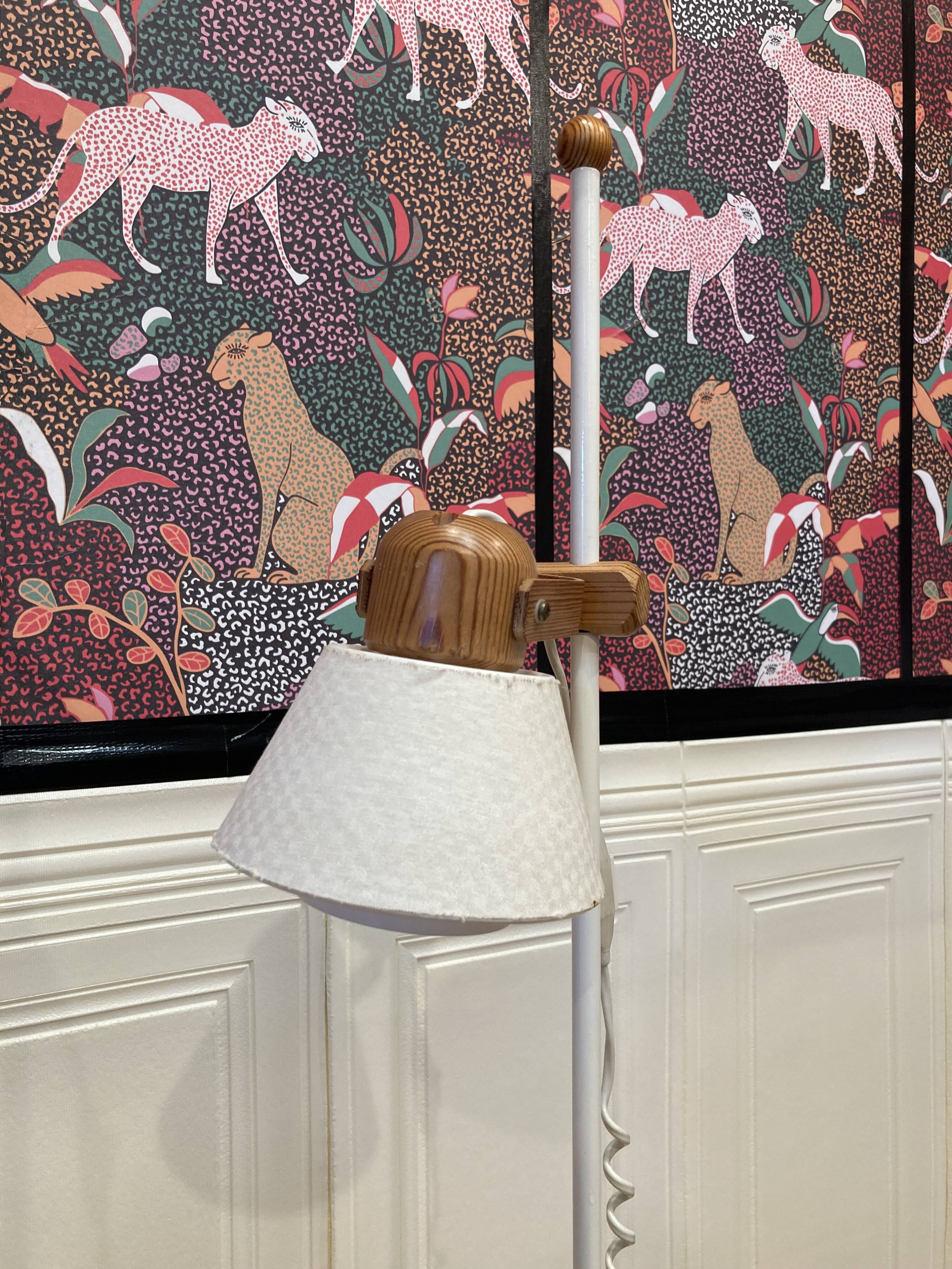 Scandinavian design modular floor lamp.