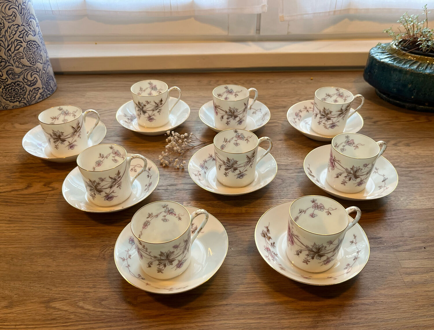 Porcelain coffee set