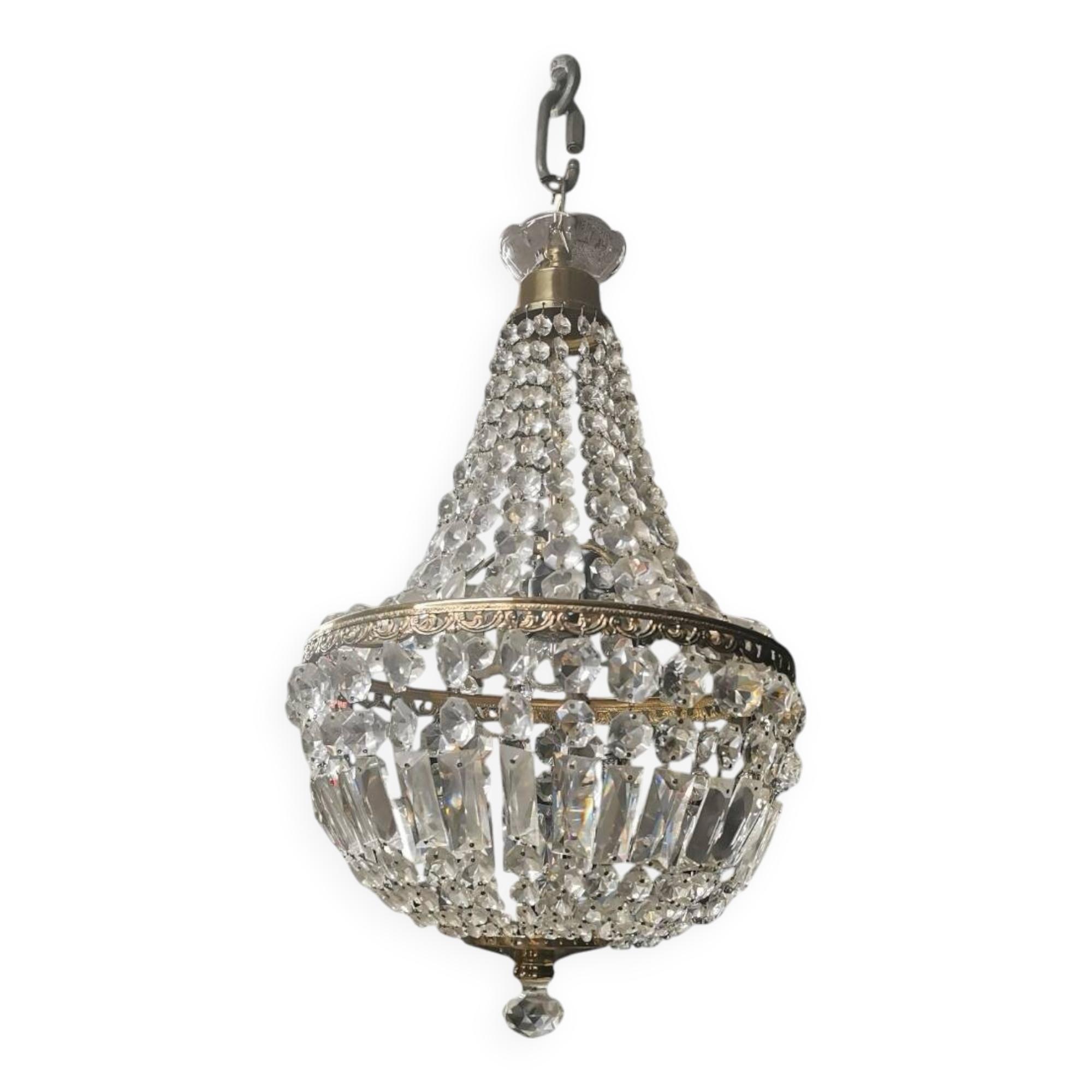 Vintage hot air balloon suspension
