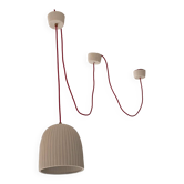Suspension Alix D. Reynis