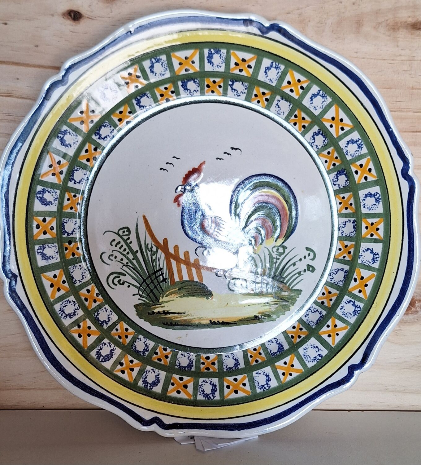 Vintage henriot quimper plate