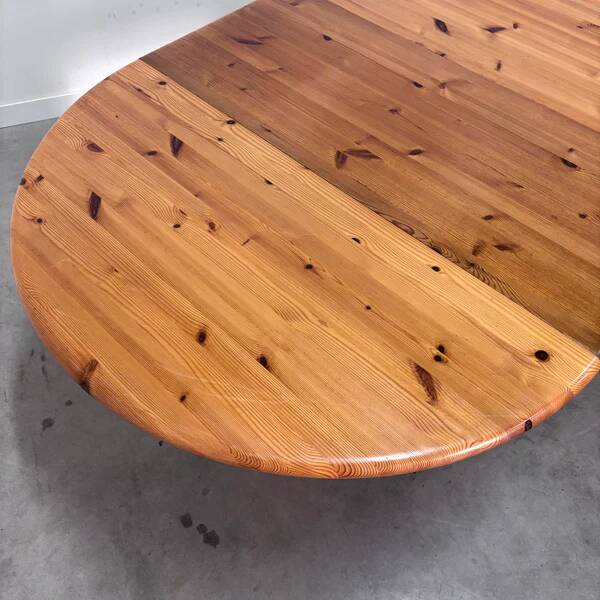 Glostrup solid pine, round / oval dining table, 1970s
