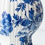 Royal Delft blue ceramic lamp, 1971, new pistachio silk shade.