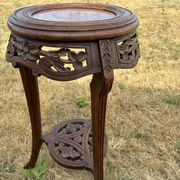 Guéridon or side table from the 1930s.