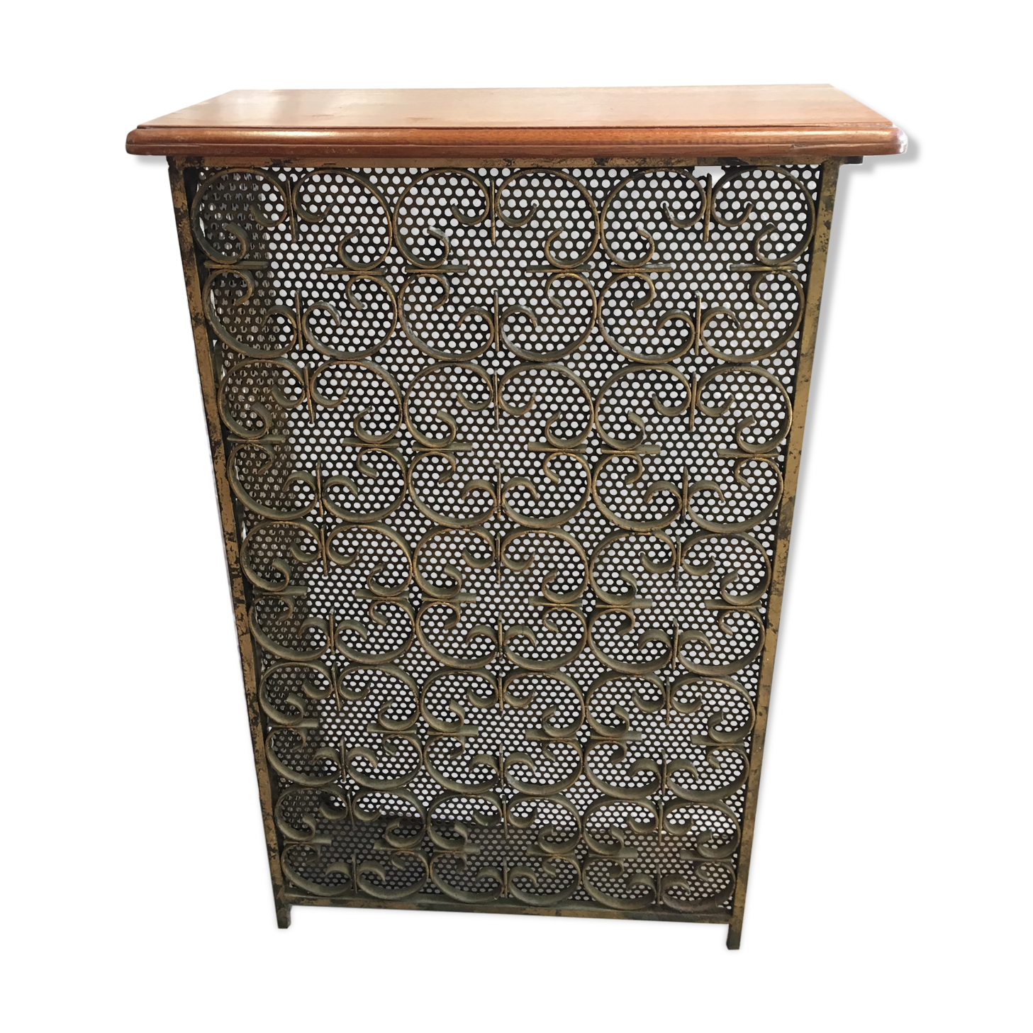 Console cache radiateur