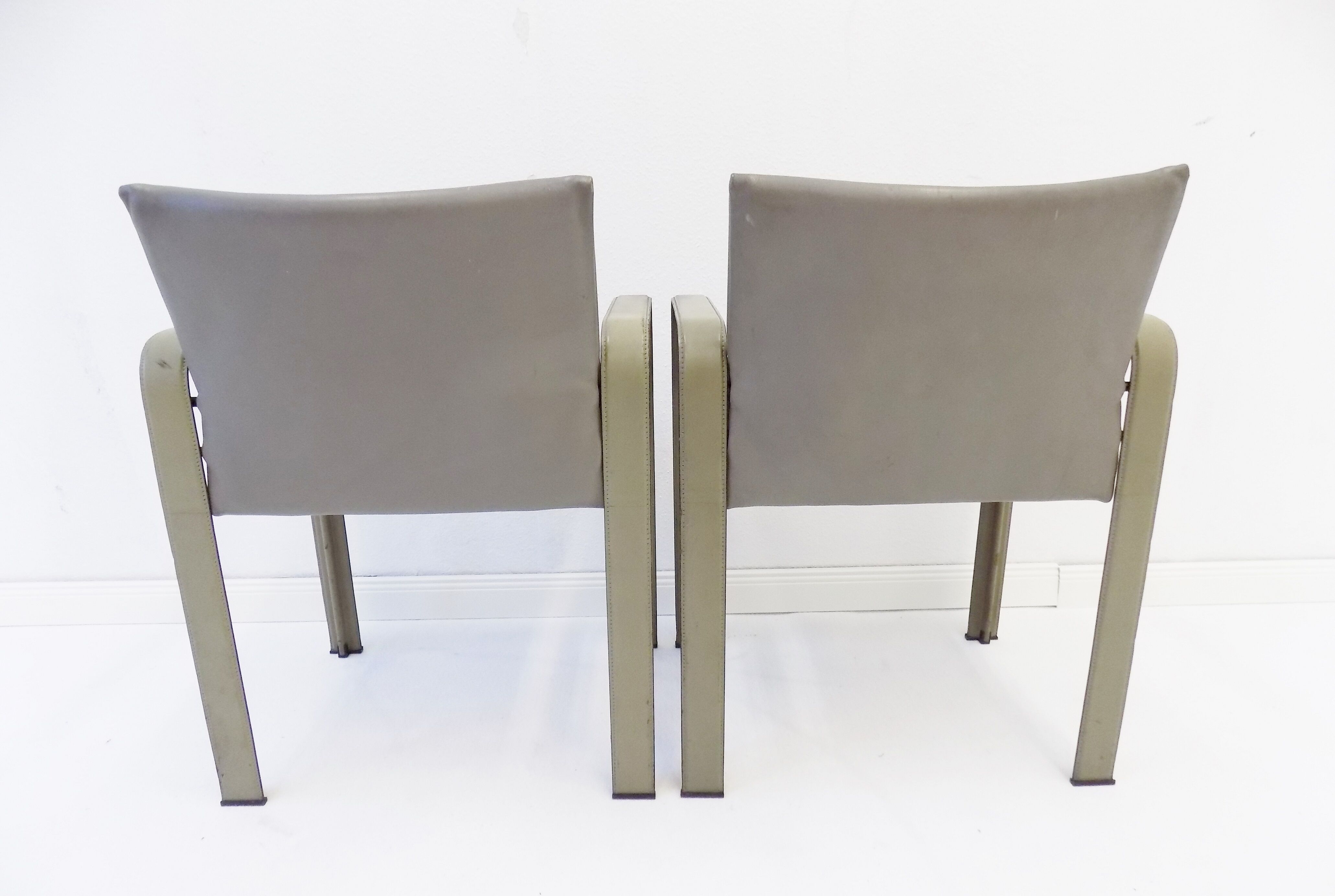 Lot de 2 fauteuils en cuir Matteo Grassi Golfo Dei Poeti