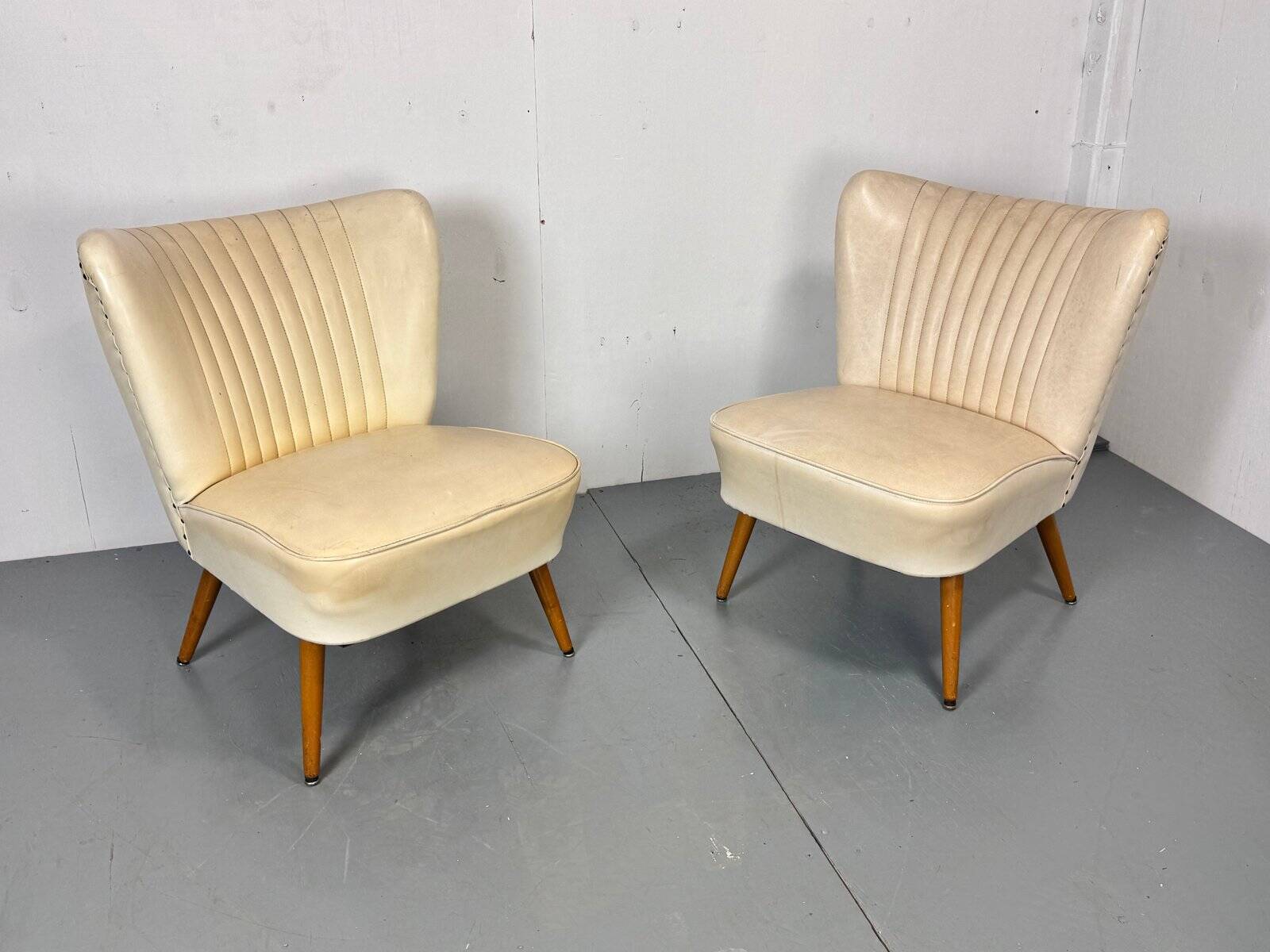 Vintage Artifort cocktail lounge chairs, 1950s, set of 2.