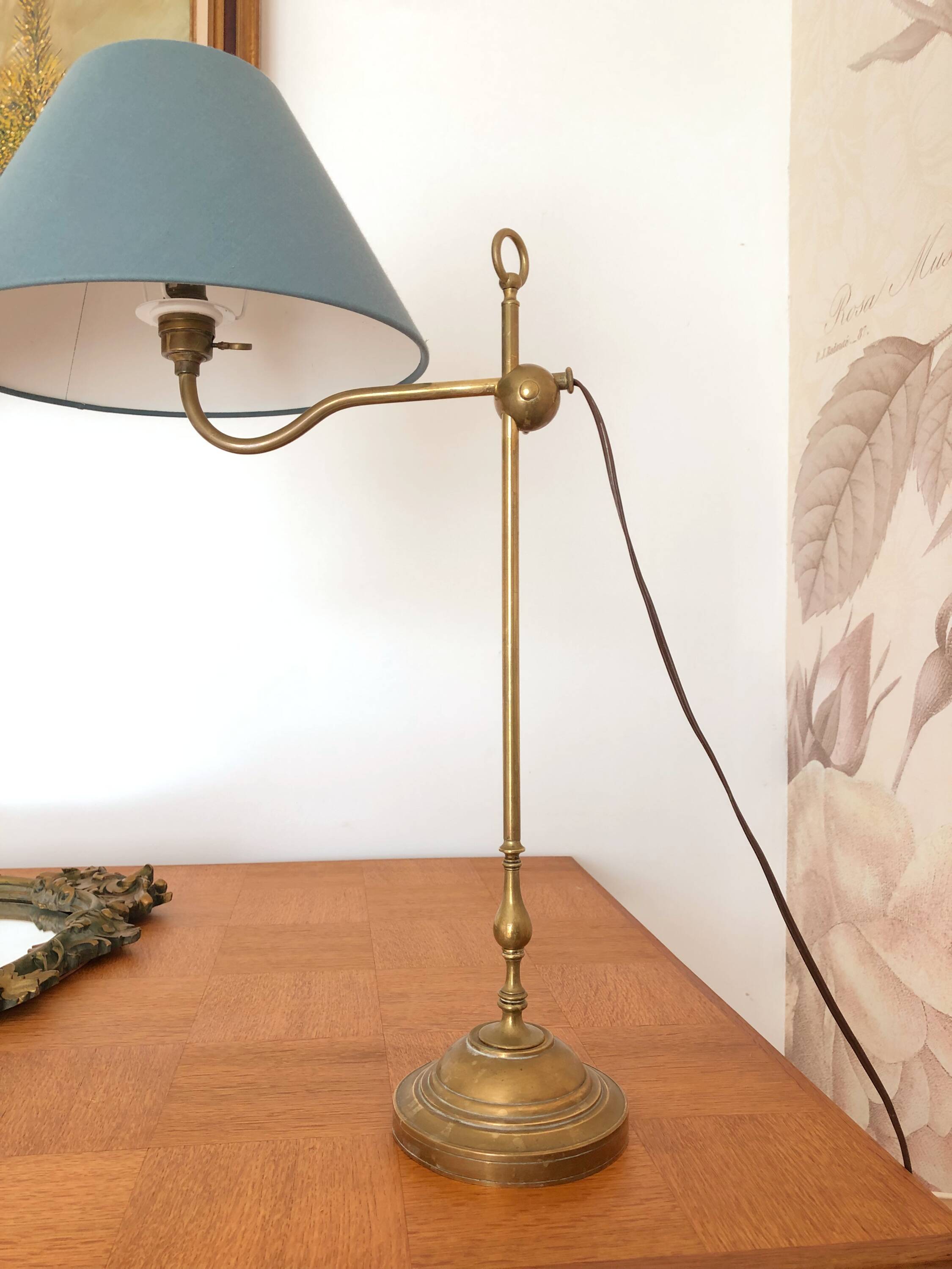Patinated brass desk lamp, 19th century