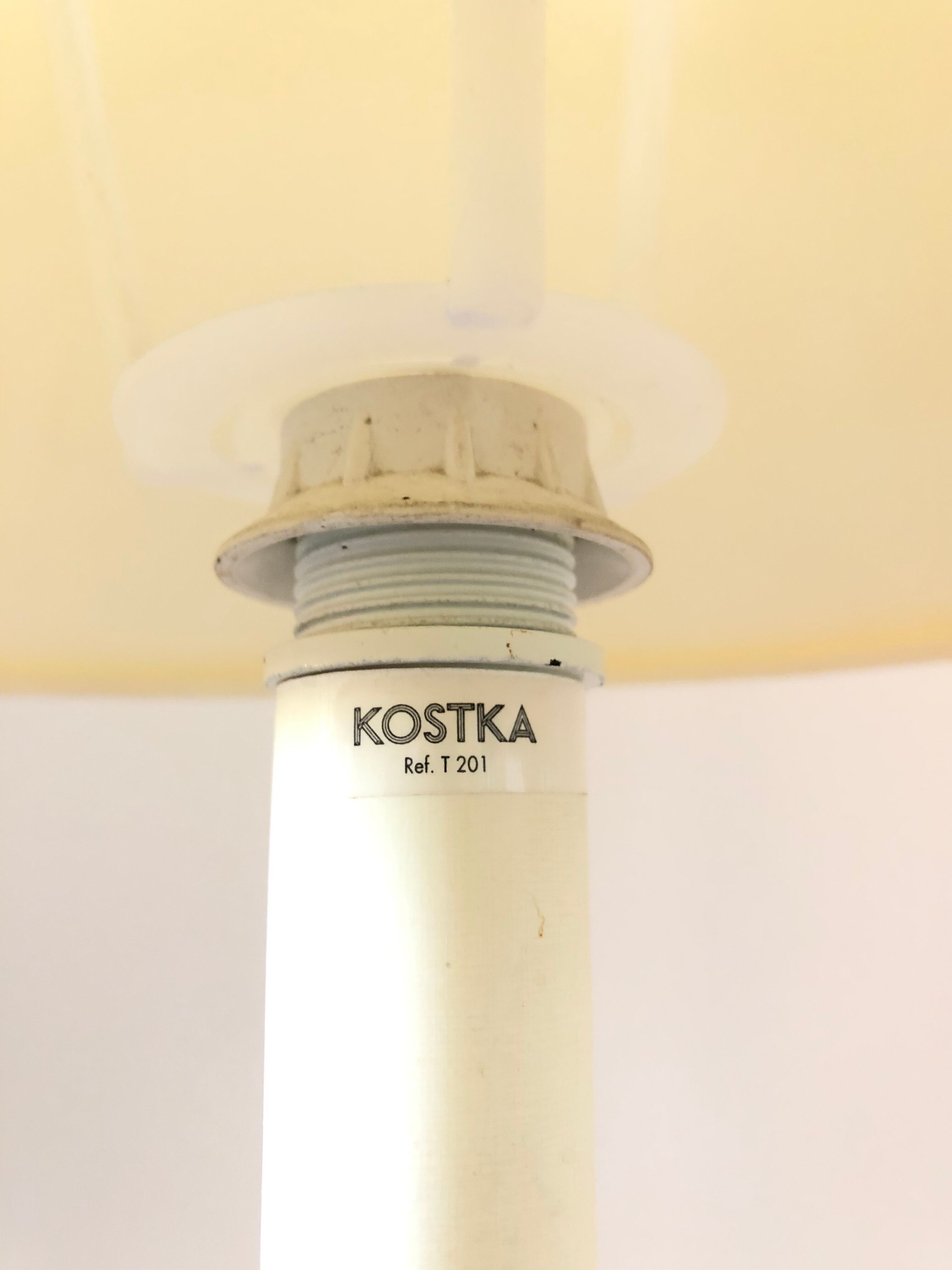 Paire  de lampe fabrication française Kostka vintage.