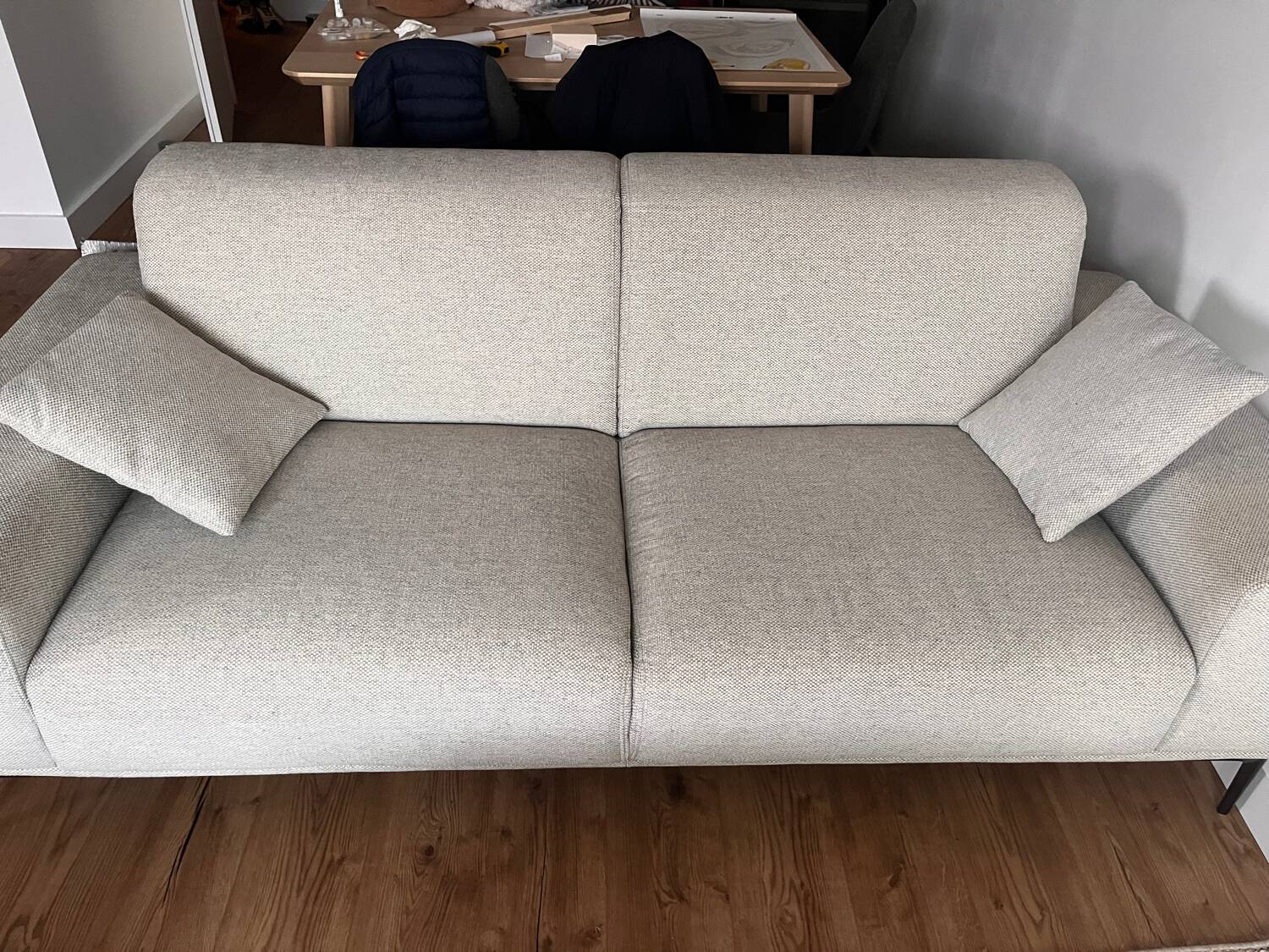 Canapé gris en tissu (214 cm)