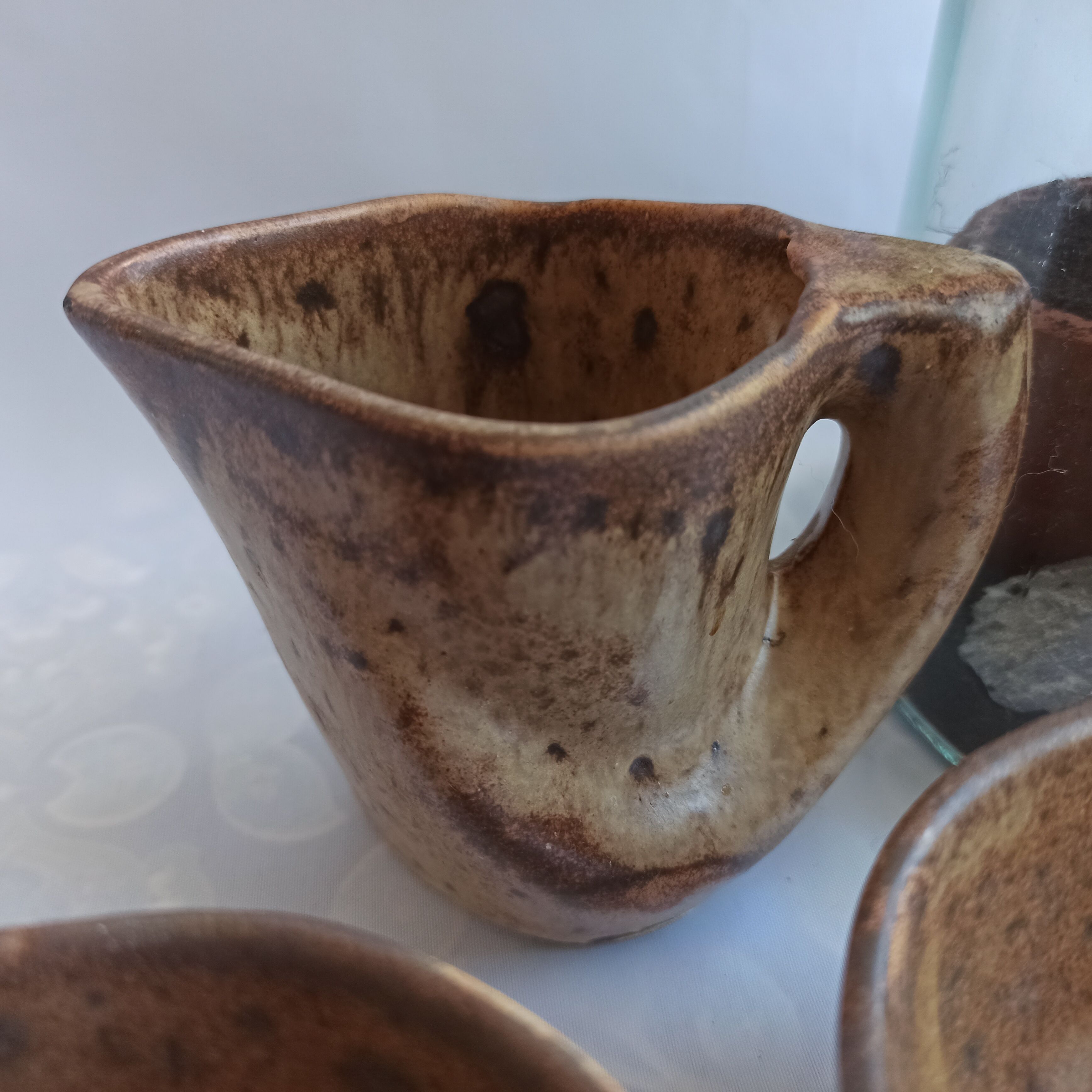 Modernist Mugs & Modernizer Pourer Vallauris