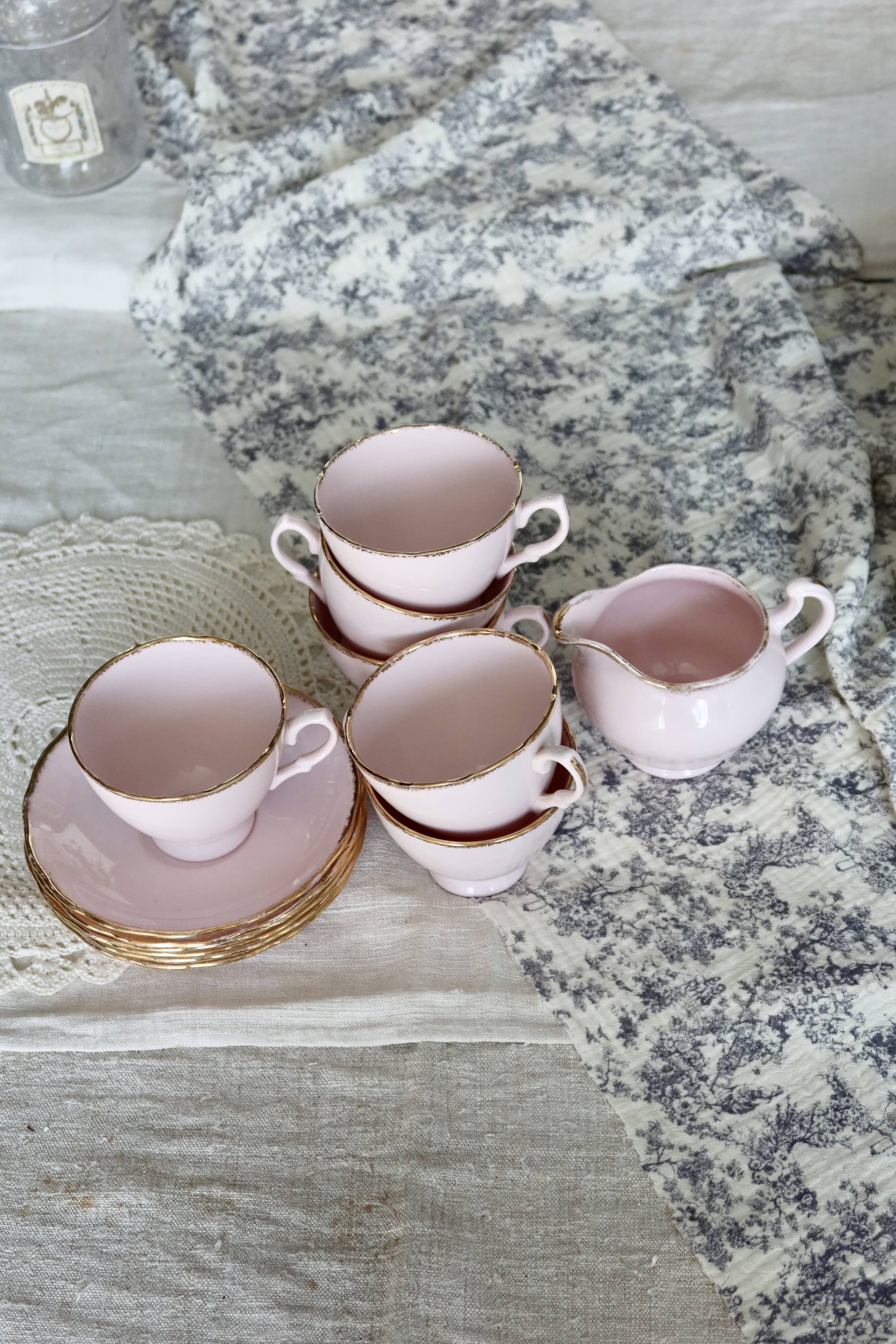 Service à thé vintage rose 6 personnes porcelaine anglaise