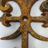 Cast iron anchor