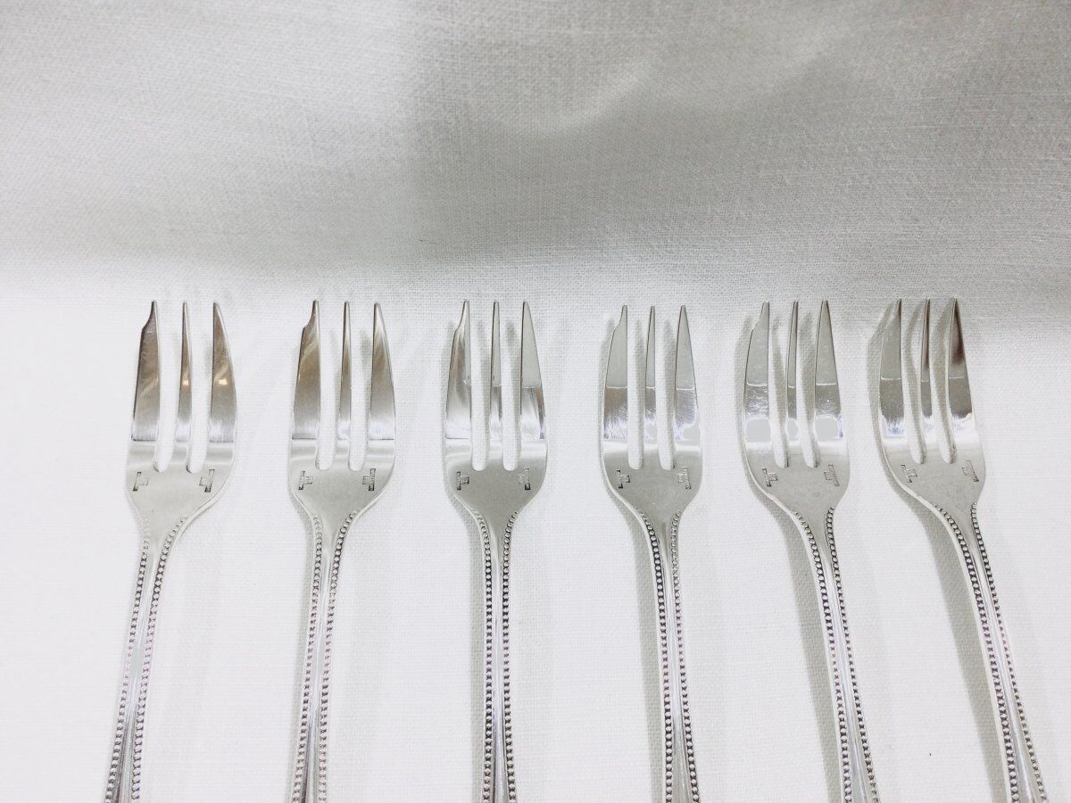 Christofle pearl cake forks