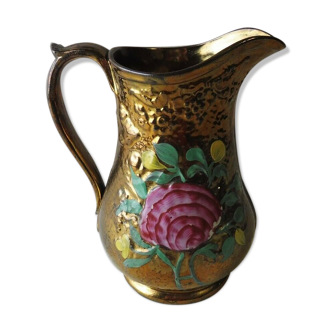 Carafe décor rose, en céramique de Jersey, XIXème