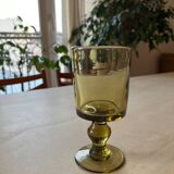 Verre à pied ven erre soufflé ancien