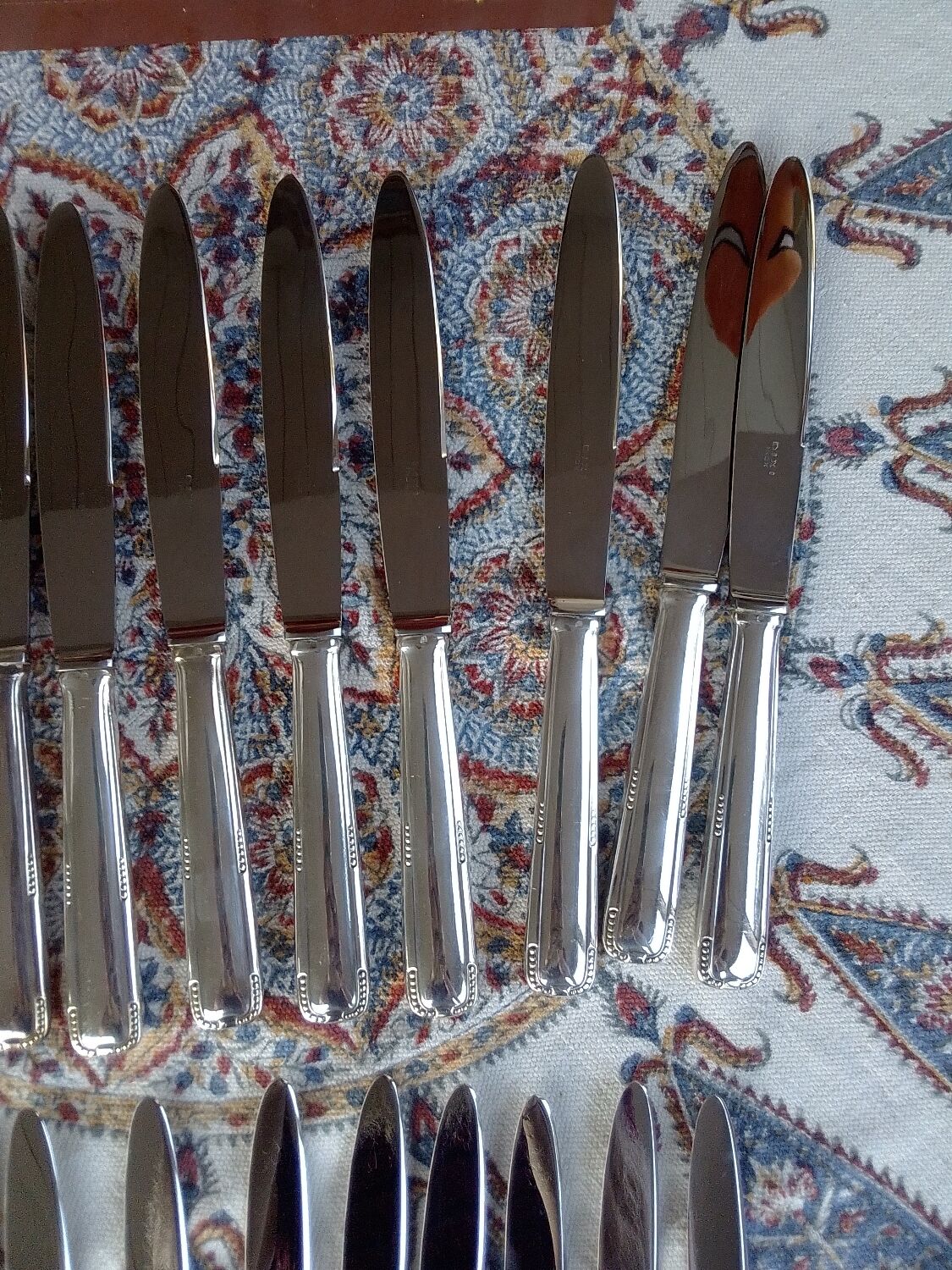 24 Dixi silver metal knives
