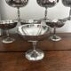 Lot de 8 coupes à glace en inox finement ciselées