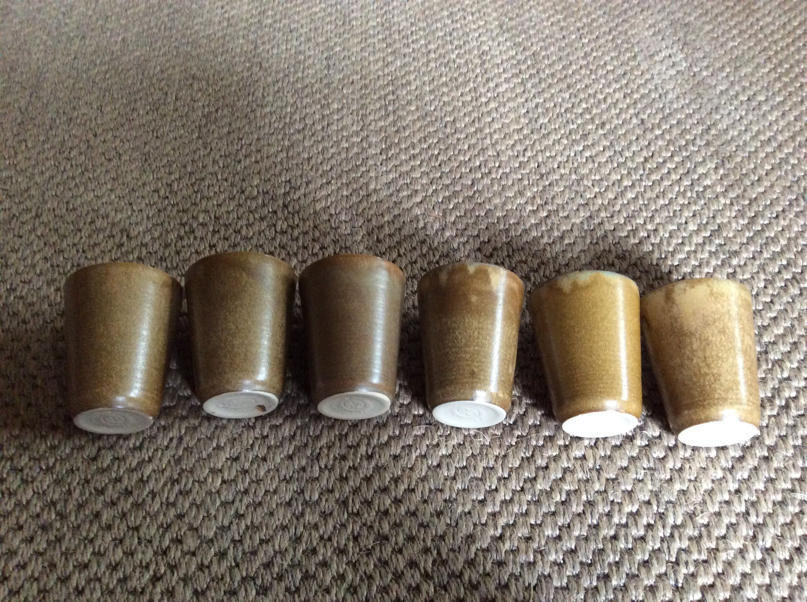 Série de 6 tasses en grès