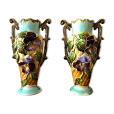 Duo de vases en barbotine ancienne