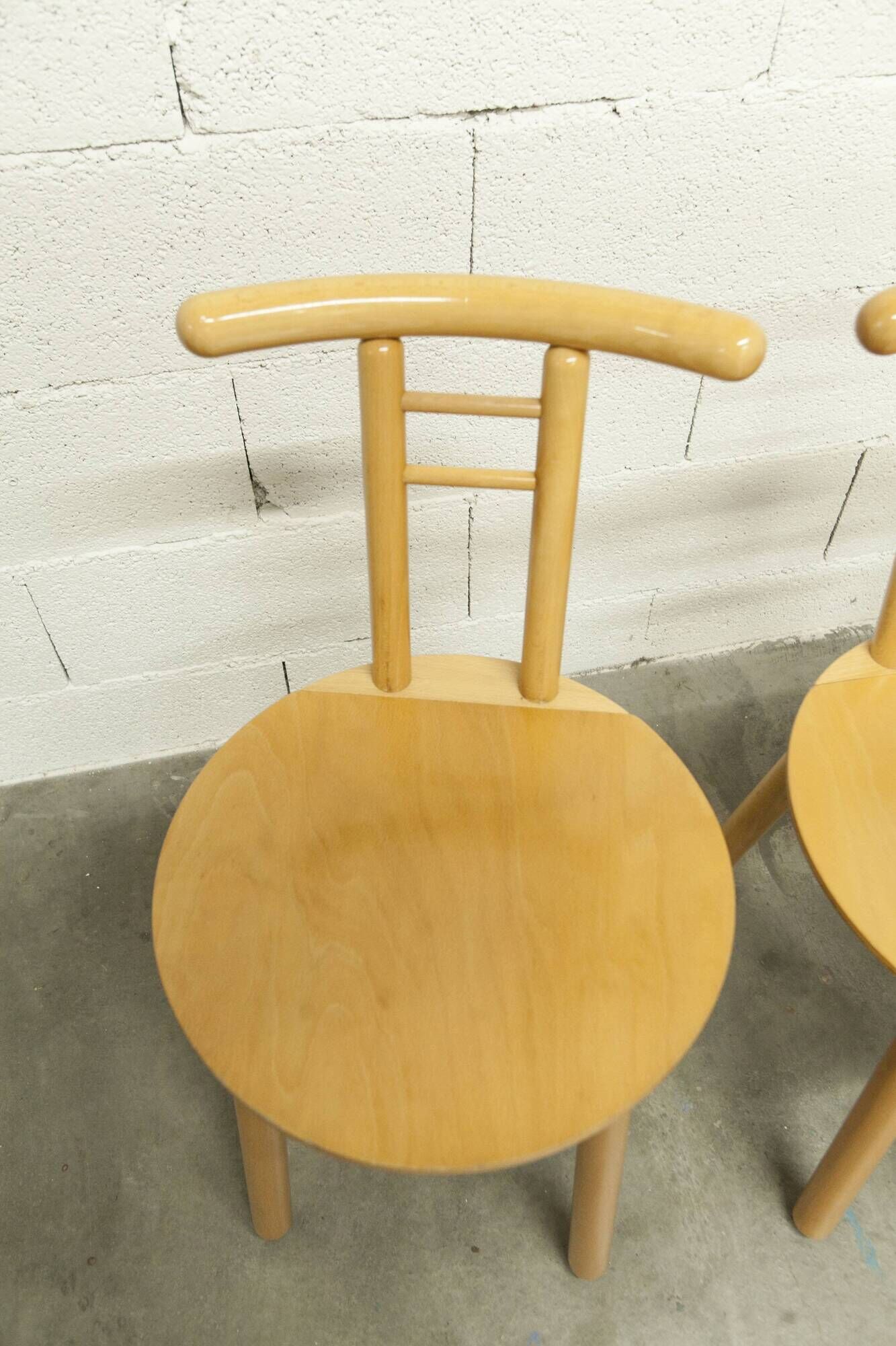 Set of 3 minimalist chairs in light wood 1980 Italy