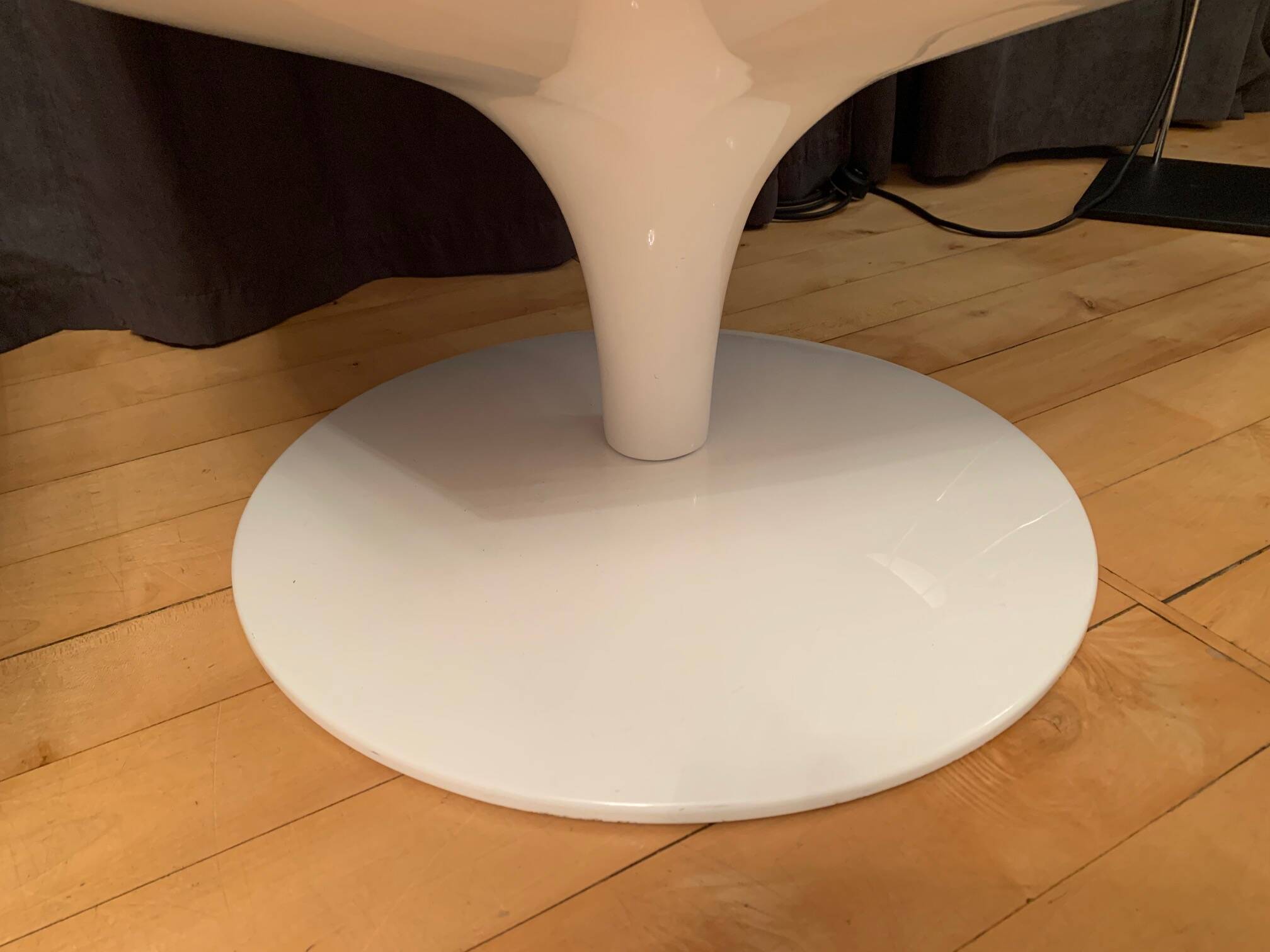 A pair of Moon armchairs by Pietro Arosio, Tacchini, Italy