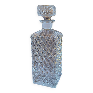 Carafe en verre taillé