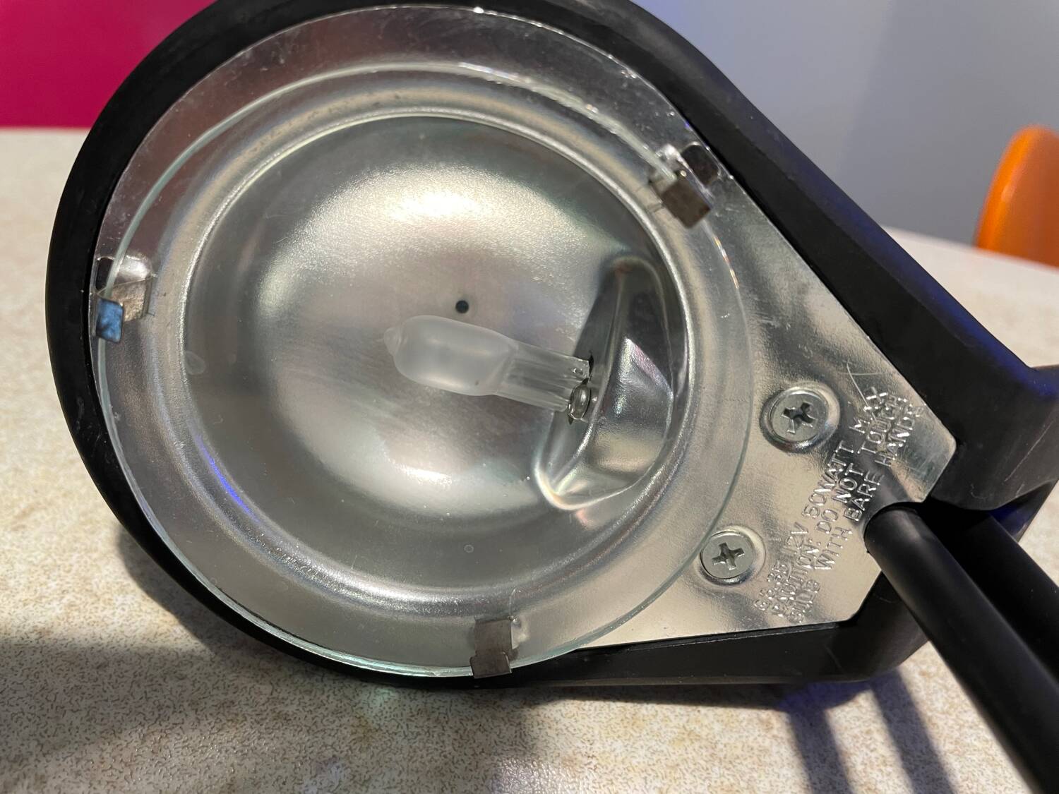 Metalarte lluska lamp
