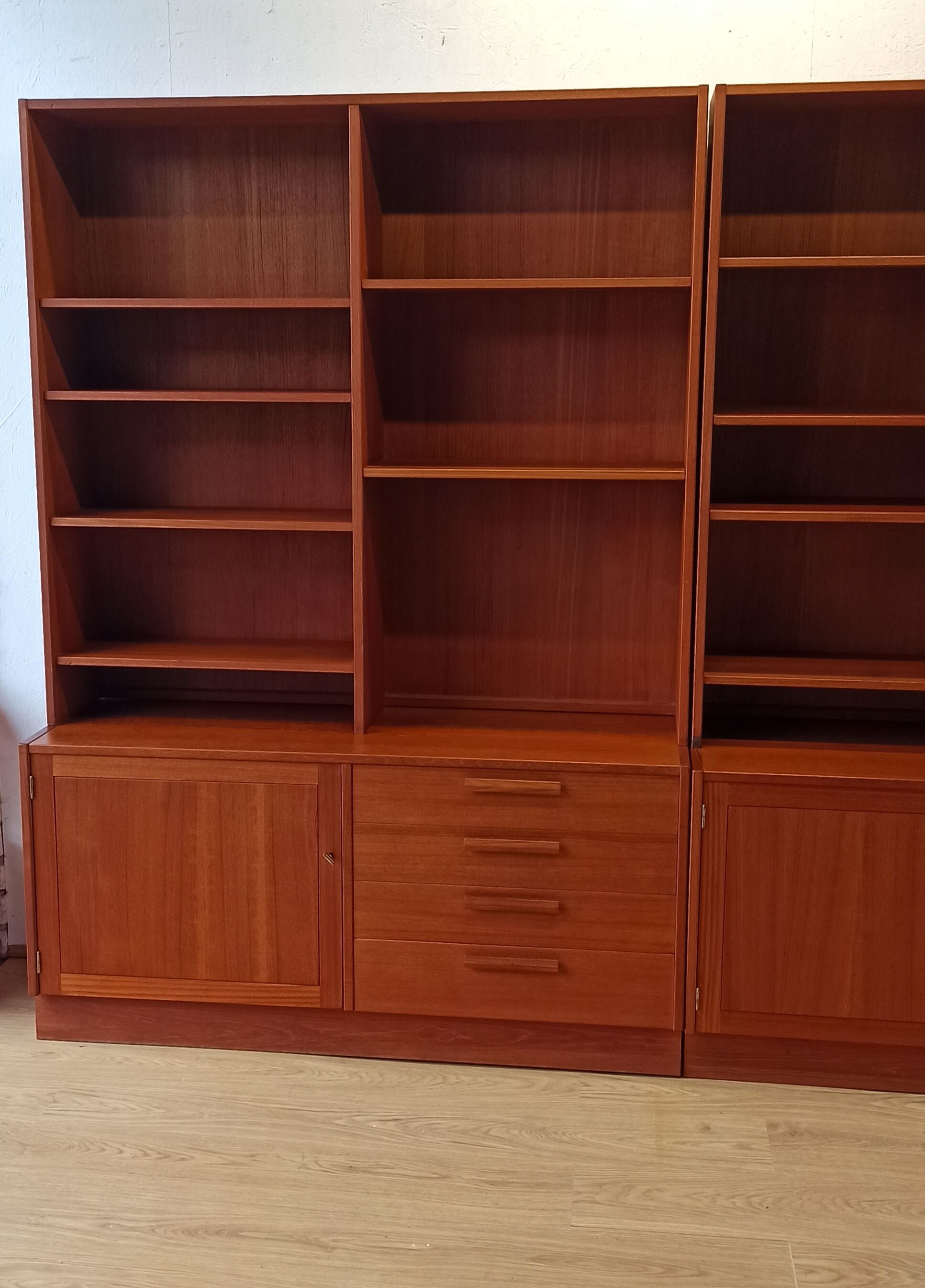 Bookcase by Nils Jonsson for Troeds, 1960