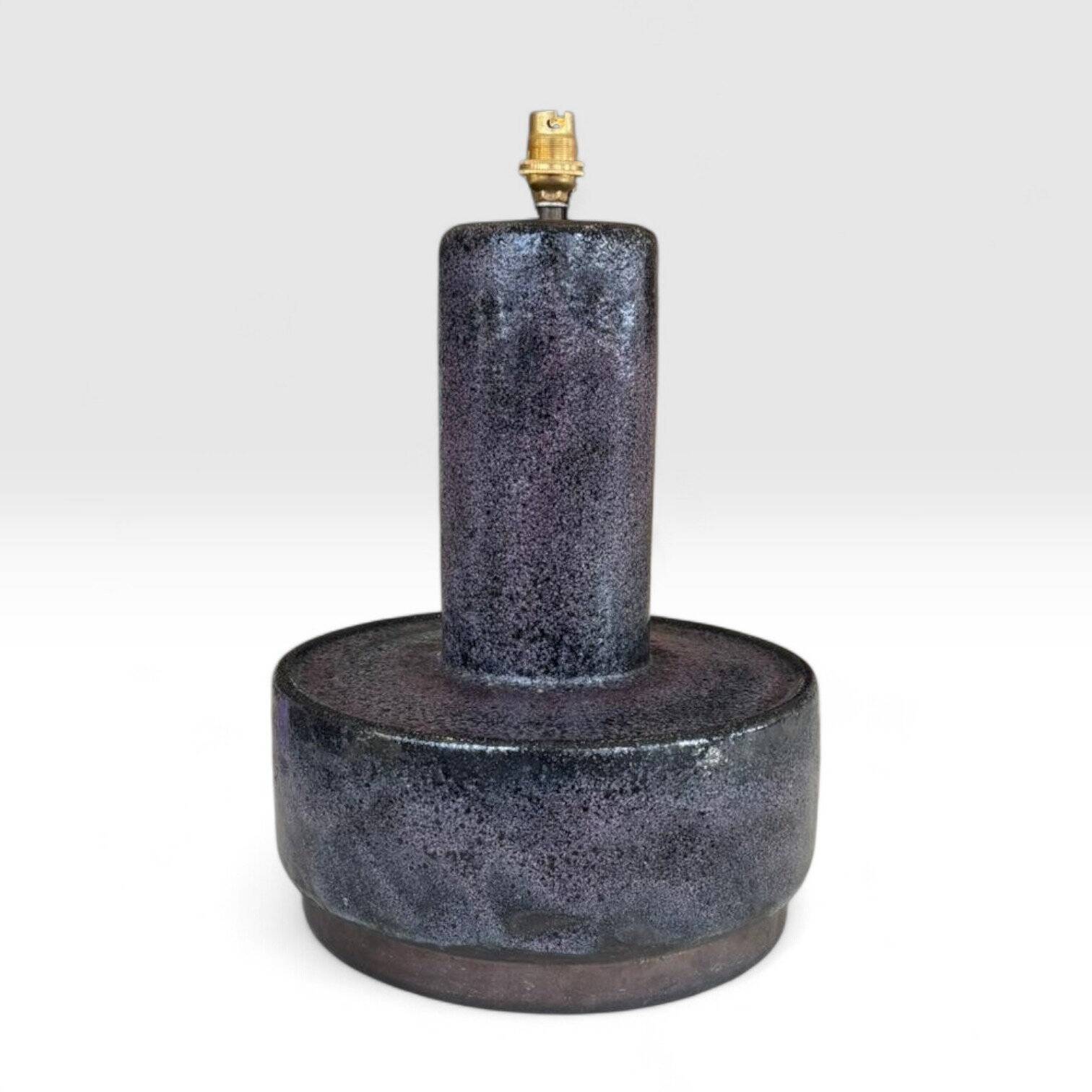 Ceramic lamp base