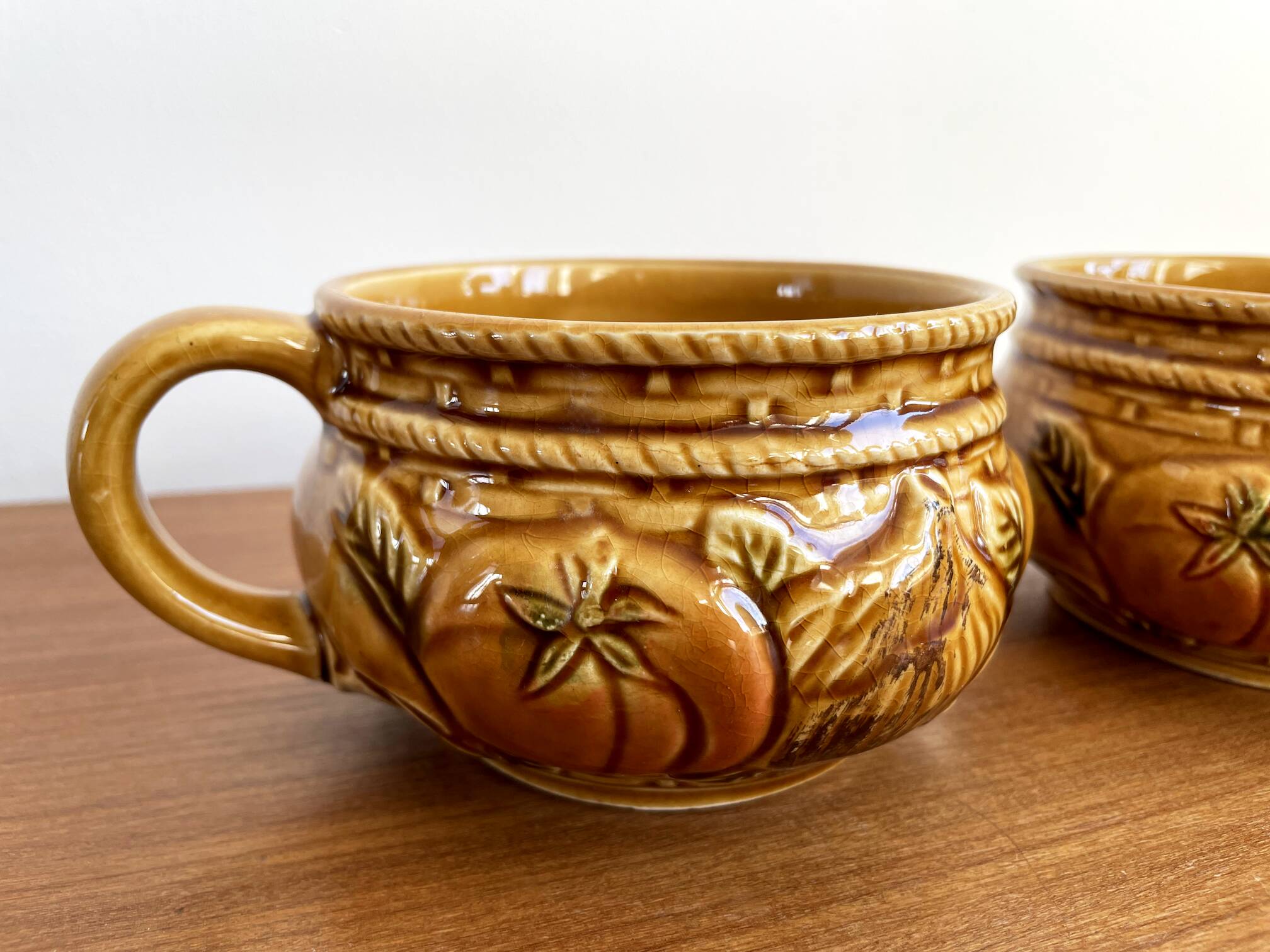 Pair of Japanese Majolica Soup Bowls Featuring Tomatoes and Onions