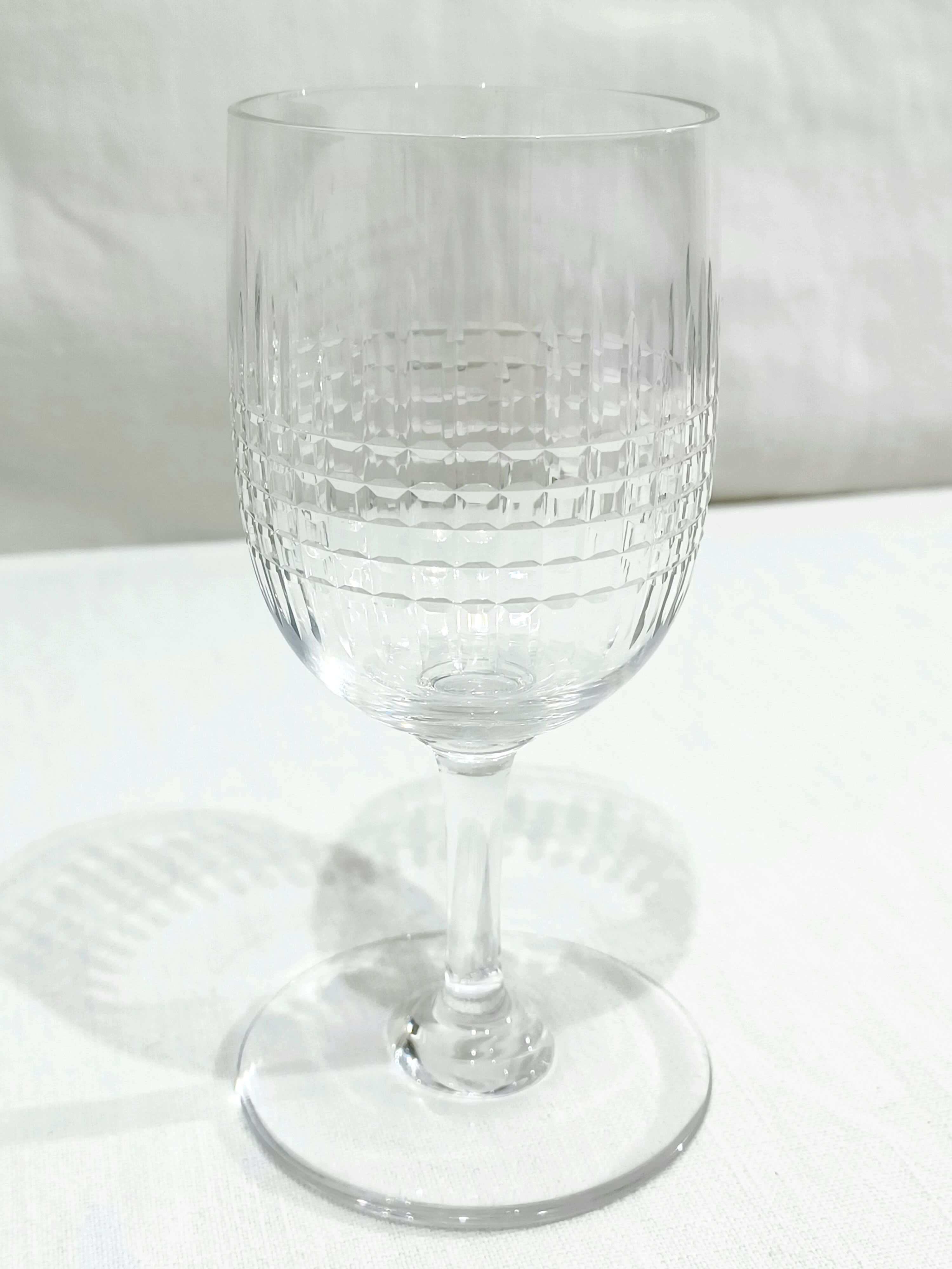 Baccarat – 7 glasses of white wine Nancy