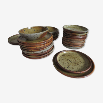 Set of polished sandstone plates (by a ceramic potter)