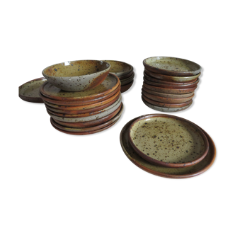 Set of polished sandstone plates (by a ceramic potter)