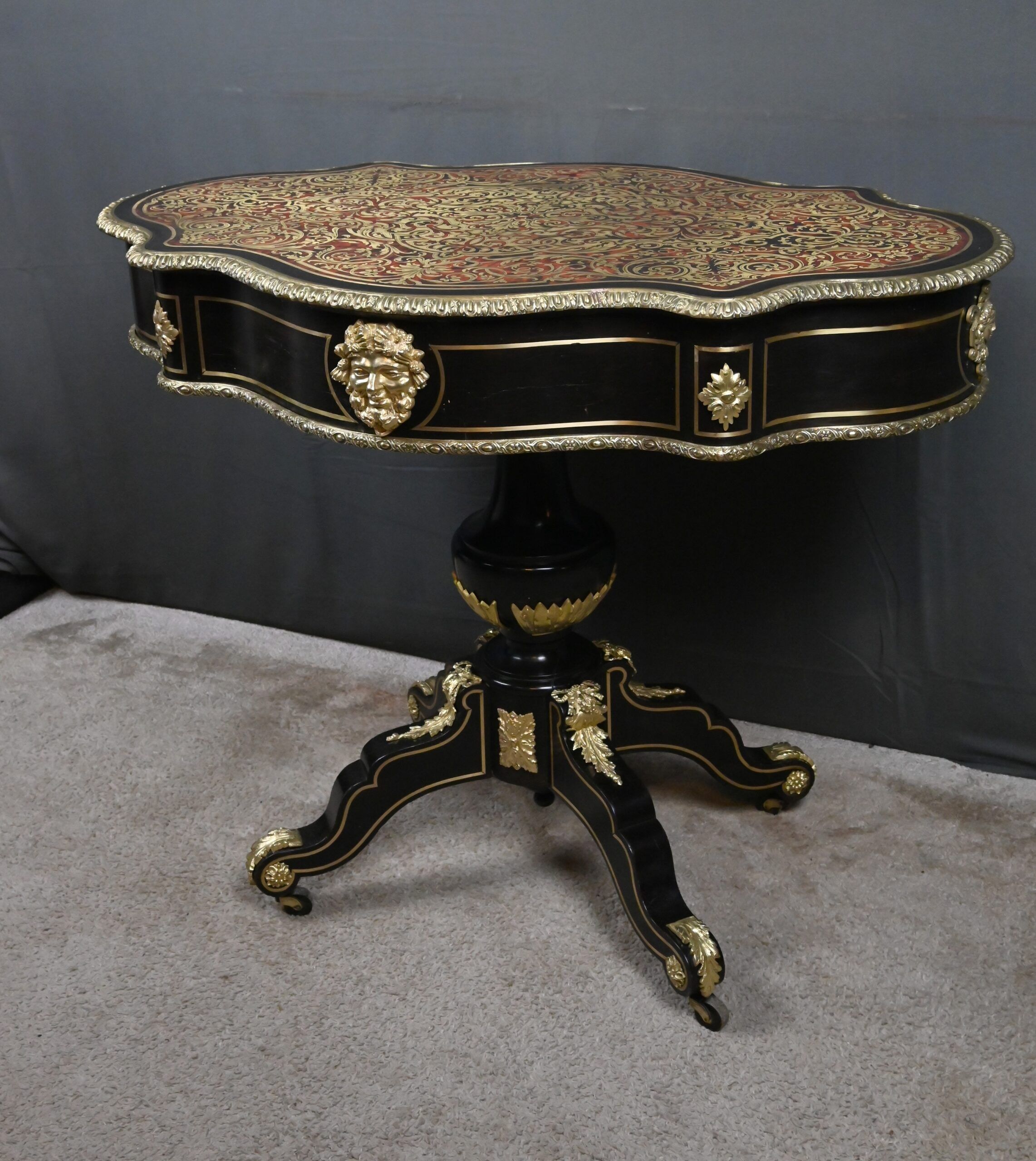 Boulle marquetry violin-shaped table, Napoleon III period – Mid 19th century