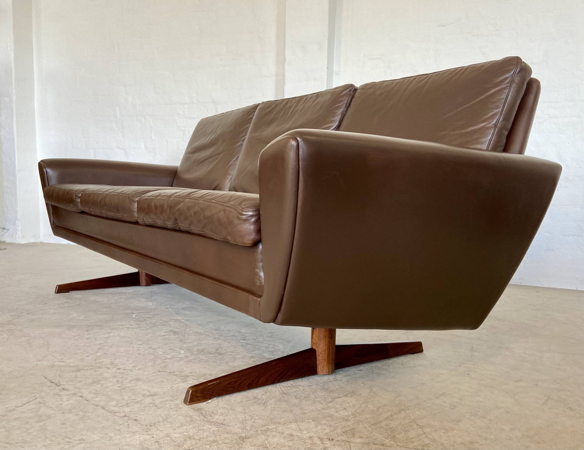 Vintage retro danish mid-century g. thams 3 person sofa in brown leather