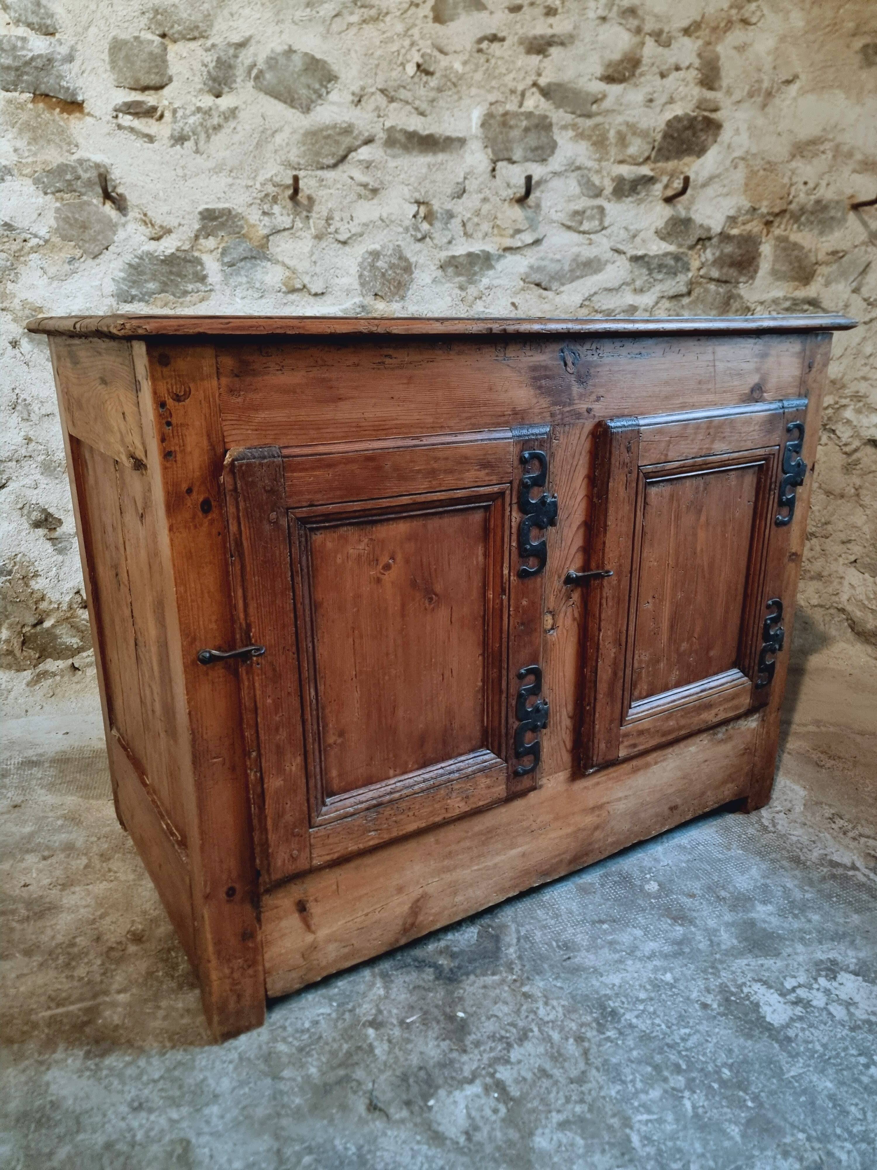 Antique Louis XVI sideboard – 18th century – Solid pine kitchen island – 1