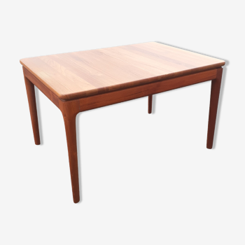 Scandinavian dining table by Grete Jalk Glostrup teak