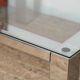 Table basse chromée avec son verre bisauté