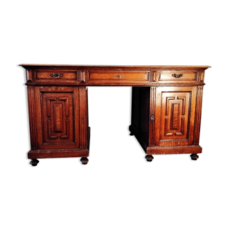 English-style box desk