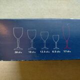 Lot of six glasses of champagne