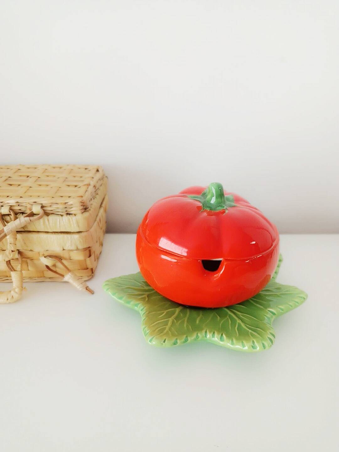 Moutardier tomate, style barbotine