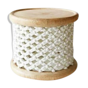 tabouret en bois blanc