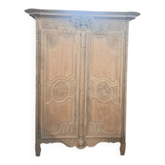 Norman wedding wardrobe