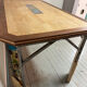Bureau, table en bois, fer forgé et vitraux