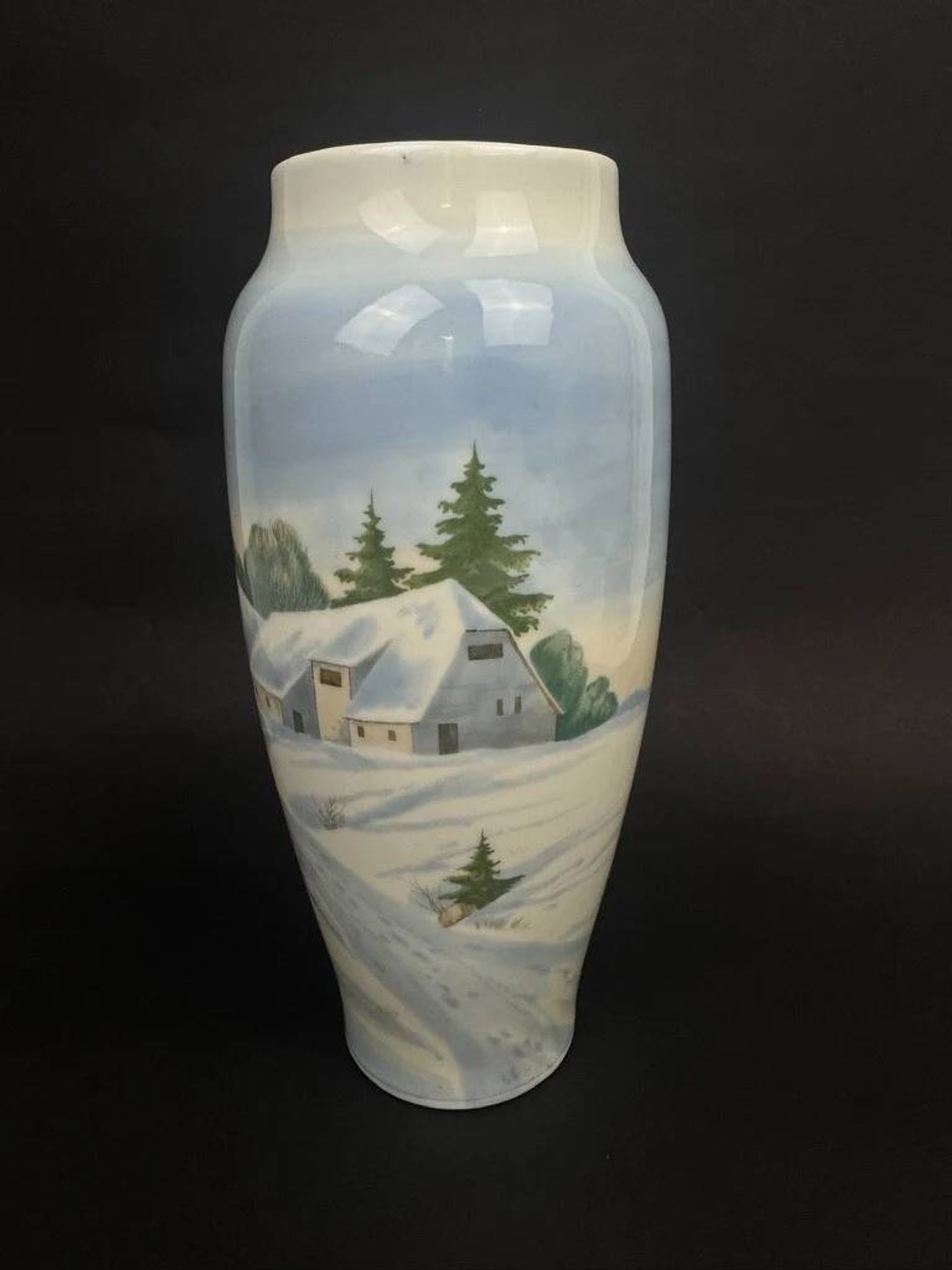 Copenhagen porcelain vase, hand-painted winter decoration, circa 1900-1920.