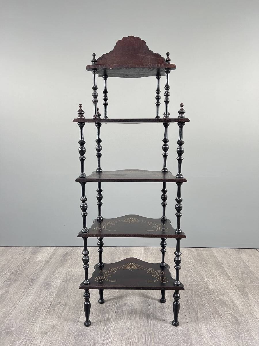 Étagère Napoléon III en bois noirci, fin XIXe siècle