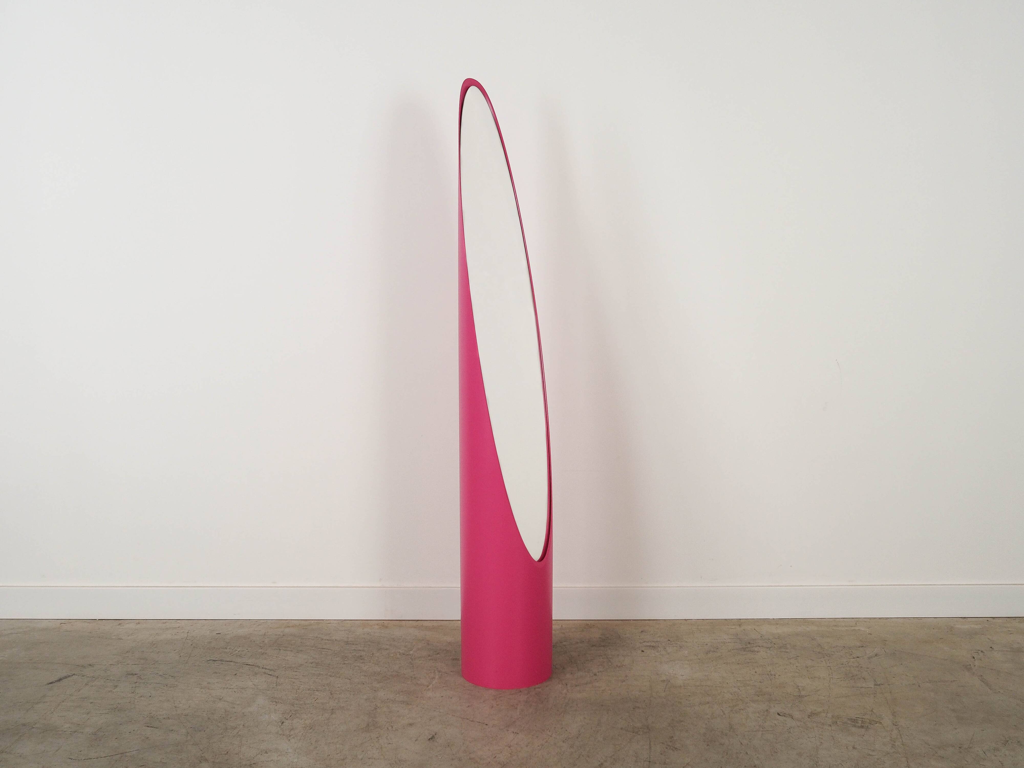 Lipstick mirror, pink, Italian design, 1970s, designer: Rodolfo Bonetto