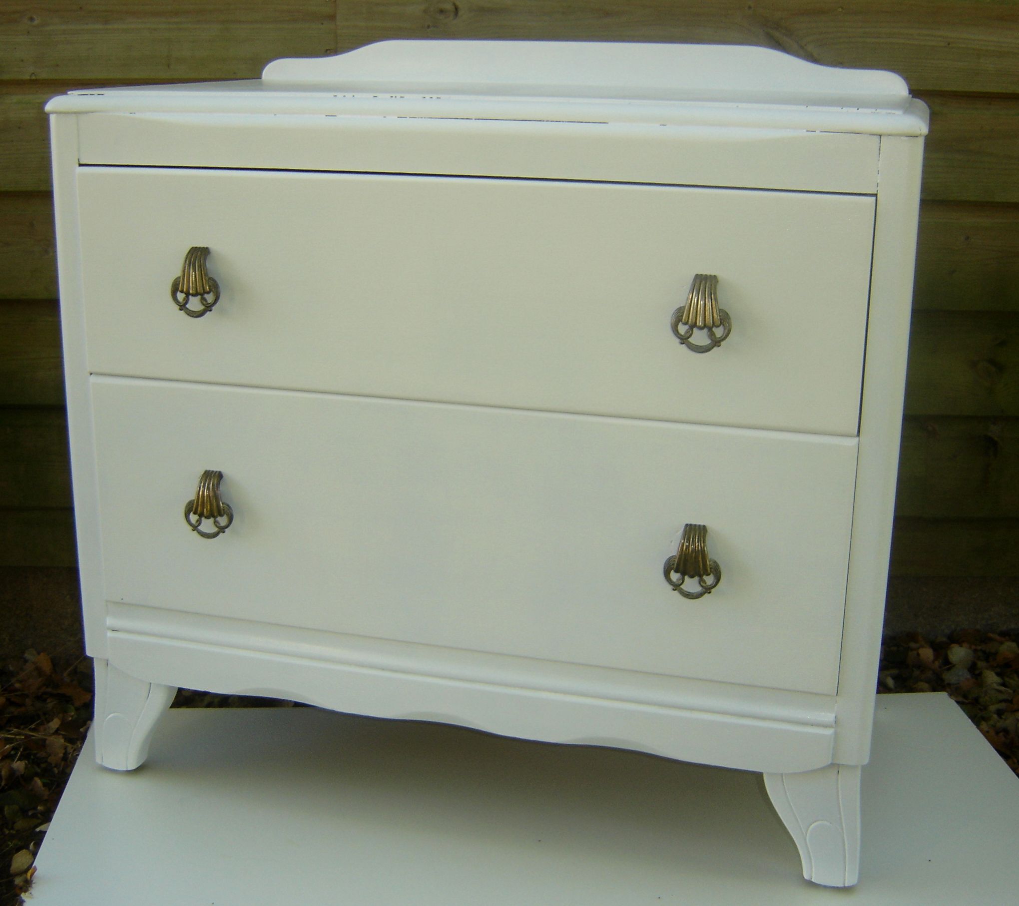 Chest of drawers